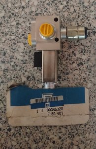 Opel 4x4 magnetventil.JPG